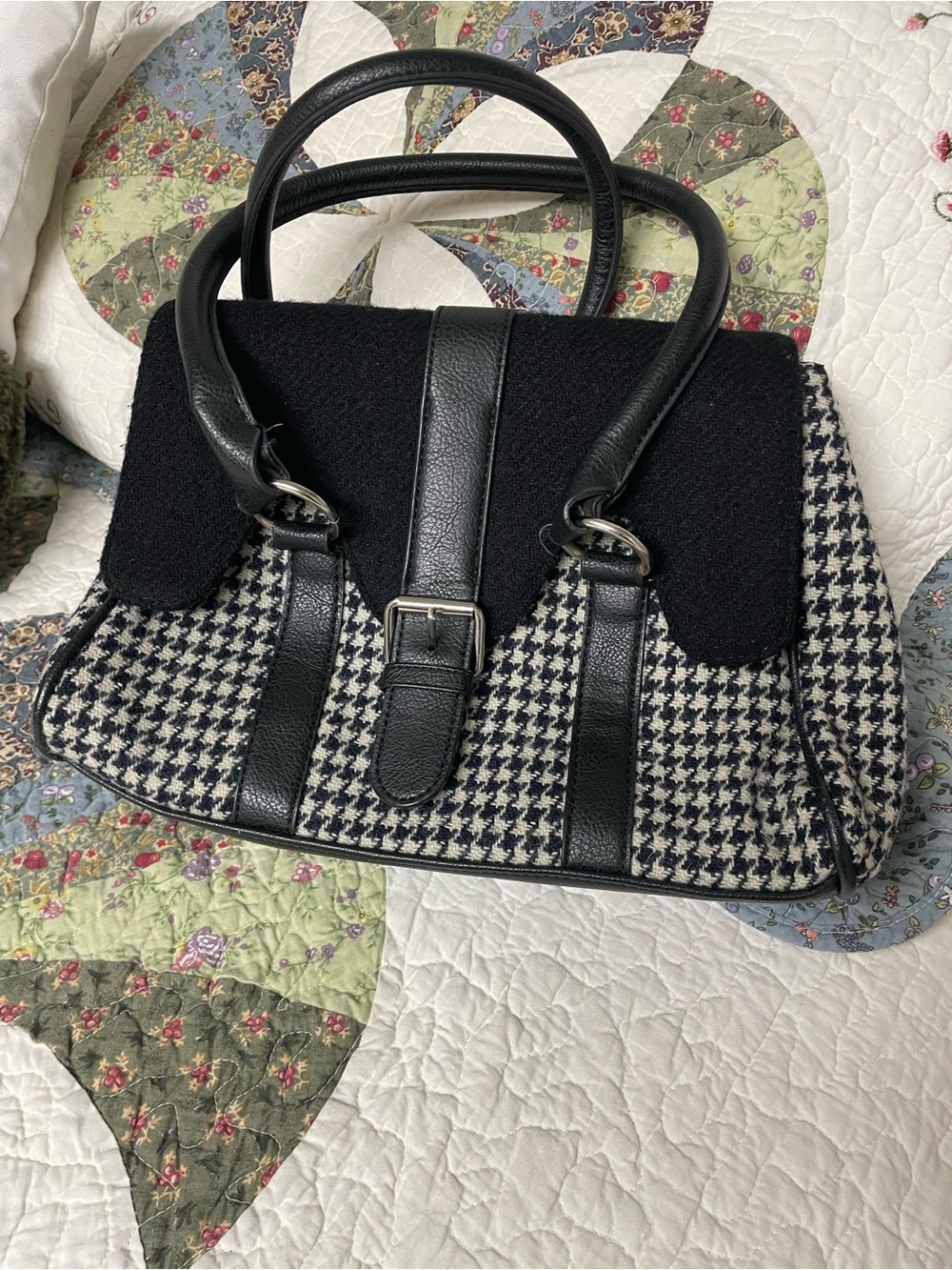 Harris Tweed Black & Cream Houndstooth Satchel Handbag